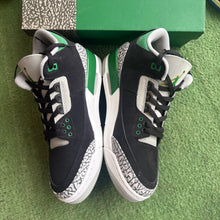 Load image into Gallery viewer, Jordan Pine Green 3s Size 10
