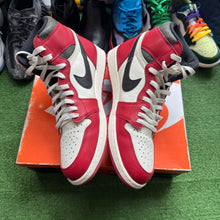 Load image into Gallery viewer, Jordan Lost And Found 1s Size 13
