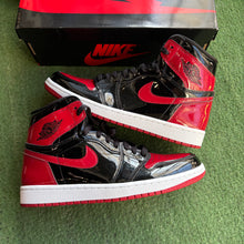 Load image into Gallery viewer, Jordan Patent Bred 1s Size 8.5
