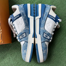 Load image into Gallery viewer, Louis Vuitton Trainers Size 10UK
