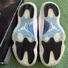 Load image into Gallery viewer, Jordan Legend Blue Low 11s Size 7.5
