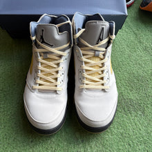 Load image into Gallery viewer, Jordan A Ma Maniere Dawn 5s Size 11.5W/10M
