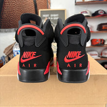 Load image into Gallery viewer, Jordan Salesman 6s Size 8.5
