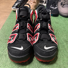 Load image into Gallery viewer, Nike Air More Uptempo Size 9.5
