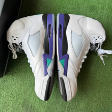 Load image into Gallery viewer, Jordan Grape 5 Size 13
