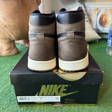 Load image into Gallery viewer, Jordan Palomino 1s Size 9.5
