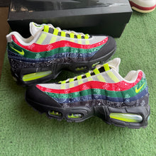 Load image into Gallery viewer, Nike Big Bubble Neon Paisley Bandana Air Max 95s Size 10.5
