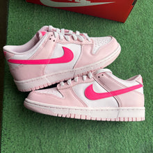 Load image into Gallery viewer, Nike Triple Pink Low Dunks Size 6Y
