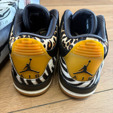Load image into Gallery viewer, Jordan Animal Instinct 3s Size 10.5
