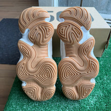 Load image into Gallery viewer, Adidas Yeezy Stone Taupe 500s Size 6
