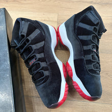 Load image into Gallery viewer, Jordan Velvet Bred 11s Size 10W/8.5M
