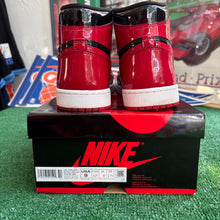Load image into Gallery viewer, Jordan Patent Bred 1s Size 9
