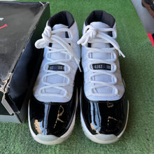 Load image into Gallery viewer, Jordan Concord 11s Size 10.5

