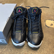Load image into Gallery viewer, Jordan Playoff 13s Size 9
