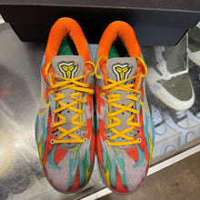 Load image into Gallery viewer, Nike Kobe Venice Beach Protro 8s Size 9
