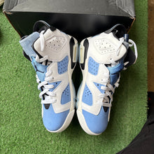 Load image into Gallery viewer, Jordan UNC 6s Size 5.5Y
