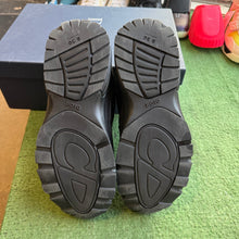 Load image into Gallery viewer, Dior B30s Size 42
