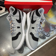 Load image into Gallery viewer, Nike Mac Attacks Size 10.5
