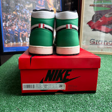 Load image into Gallery viewer, Jordan Lucky Green 1s Size 12W/10.5M
