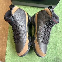 Load image into Gallery viewer, Jordan Olive 9s Size 8.5
