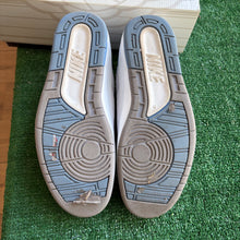 Load image into Gallery viewer, Jordan UNC Low 2s Size 9

