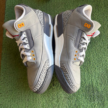 Load image into Gallery viewer, Jordan Cool Grey 3s Size 9
