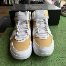 Load image into Gallery viewer, Nike LeBron Maccabi Zoom 2s Size 11.5
