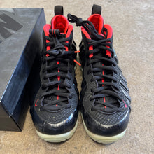 Load image into Gallery viewer, Nike Yeezy Foamposite Pros Size 10

