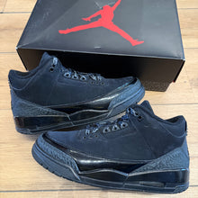 Load image into Gallery viewer, Jordan Black Cat 3s Size 8.5
