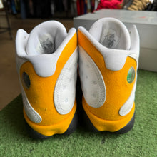 Load image into Gallery viewer, Jordan Del Sol 13s Size 7
