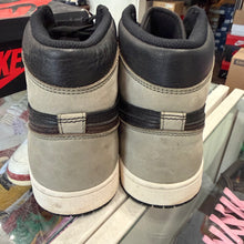 Load image into Gallery viewer, Jordan Patina 1s Size 10.5
