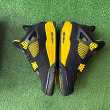 Load image into Gallery viewer, Jordan Thunder 4s Size 8.5
