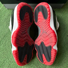 Load image into Gallery viewer, Jordan Concord Bred Low 11s Size 9
