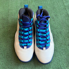Load image into Gallery viewer, Jordan Charlotte 10s Size 9
