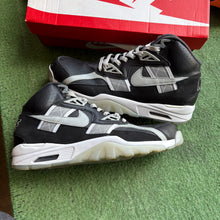 Load image into Gallery viewer, Nike Raider Air Trainer SC High Size 11
