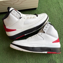 Load image into Gallery viewer, Jordan Chicago 2s Size 7.5W/6M
