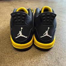Load image into Gallery viewer, Jordan Thunder 4s Size 5Y
