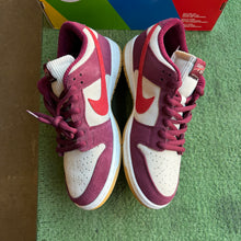 Load image into Gallery viewer, Nike SB Skate Like a Girl Low Dunks Size 11
