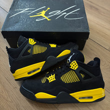 Load image into Gallery viewer, Jordan Yellow Thunder 4s Size 9.5
