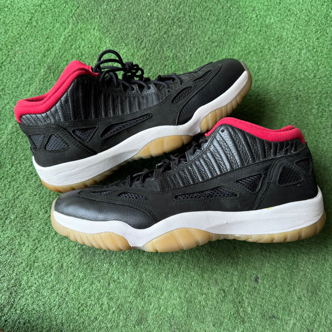 Jordan Bred ie Low 11s Size 12