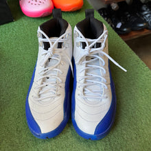 Load image into Gallery viewer, Jordan Blueberry 12s Size 5.5Y
