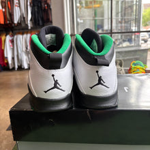 Load image into Gallery viewer, Jordan Seattle 10s Size 10.5
