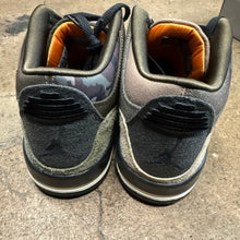 Load image into Gallery viewer, Jordan Patchwork Camo 3s Size 9
