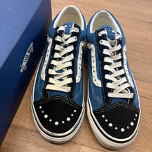 Load image into Gallery viewer, Vans Pearlized Navy Old Skool 36s Size 12
