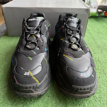 Load image into Gallery viewer, Balenciaga Triple S Size 46
