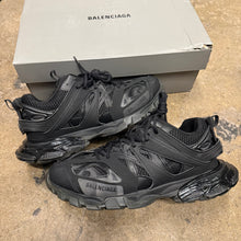 Load image into Gallery viewer, Balenciaga Tracks Size 45
