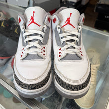 Load image into Gallery viewer, Jordan Fire Red 3s Size 8.5
