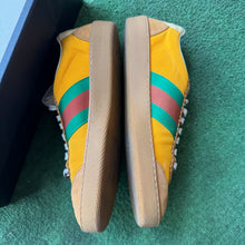Load image into Gallery viewer, Gucci Aces Size 8 UK
