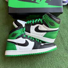 Load image into Gallery viewer, Jordan Lucky Green 1s Size 7.5
