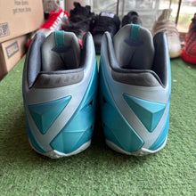 Load image into Gallery viewer, Nike LeBron Gamma Blue 11s Size 10

